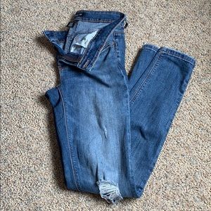 WHBM distresses Skimmer skinny jeans